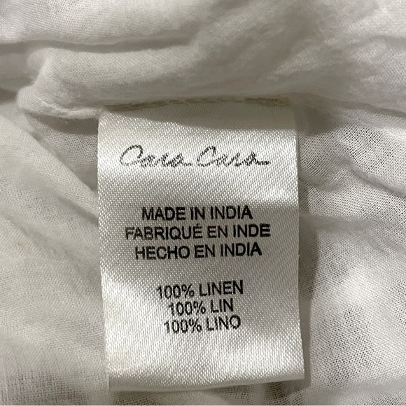 Cara Cara Avery Skirt in White Size Medium - Picture 5 of 6